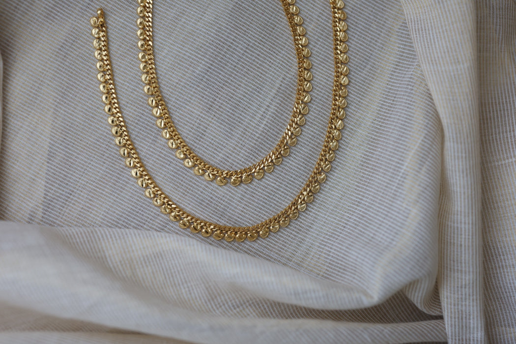 Antique gold plated traditional payal AN733