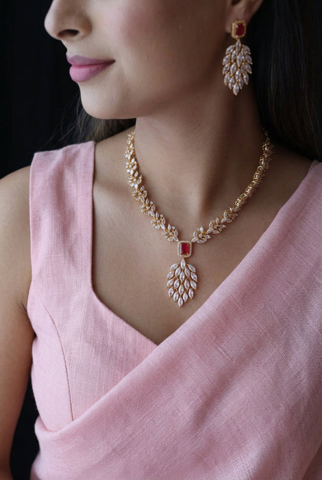 Heritage gold plated ruby white stone short necklace with earrings HW3311