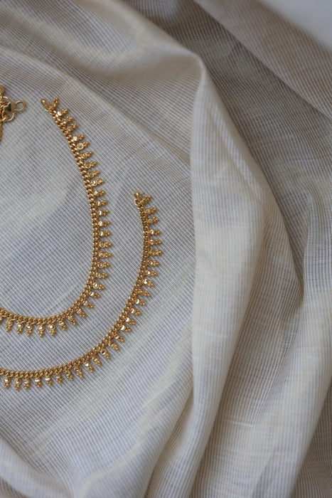 Heritage gold plated traditional payal HAN1333