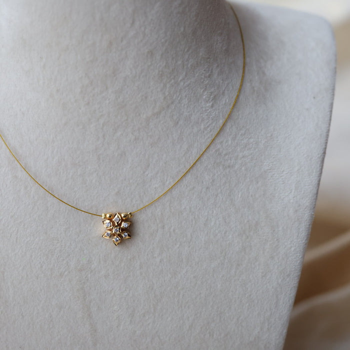 Heritage gold plated invisible short necklace IN9029