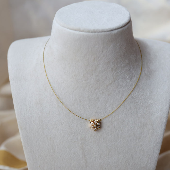 Heritage gold plated invisible short necklace IN9029