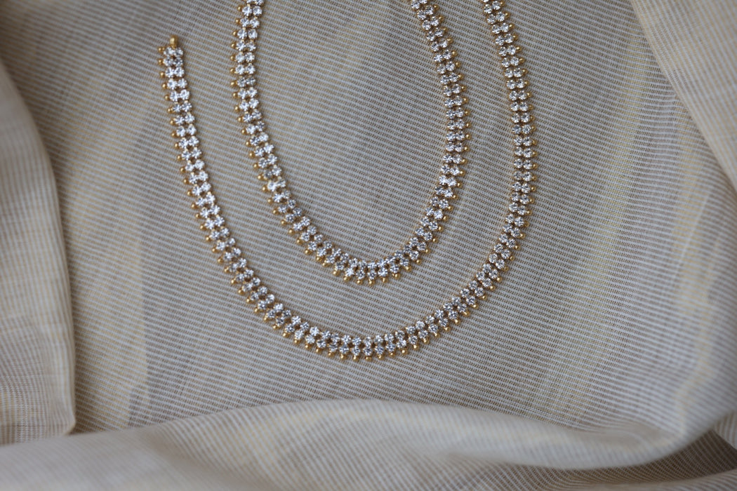 Heritage gold and white stone traditional anklet HAN8899