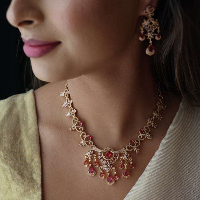Heritage gold plated ruby white stone short necklace H793