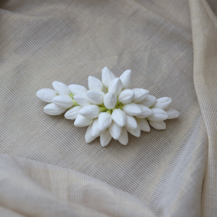 Premium Artificial Look-Alike Jasmine Flower clip HA02
