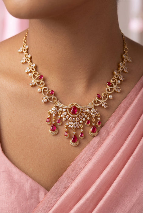 Heritage gold plated ruby white stone short necklace H793