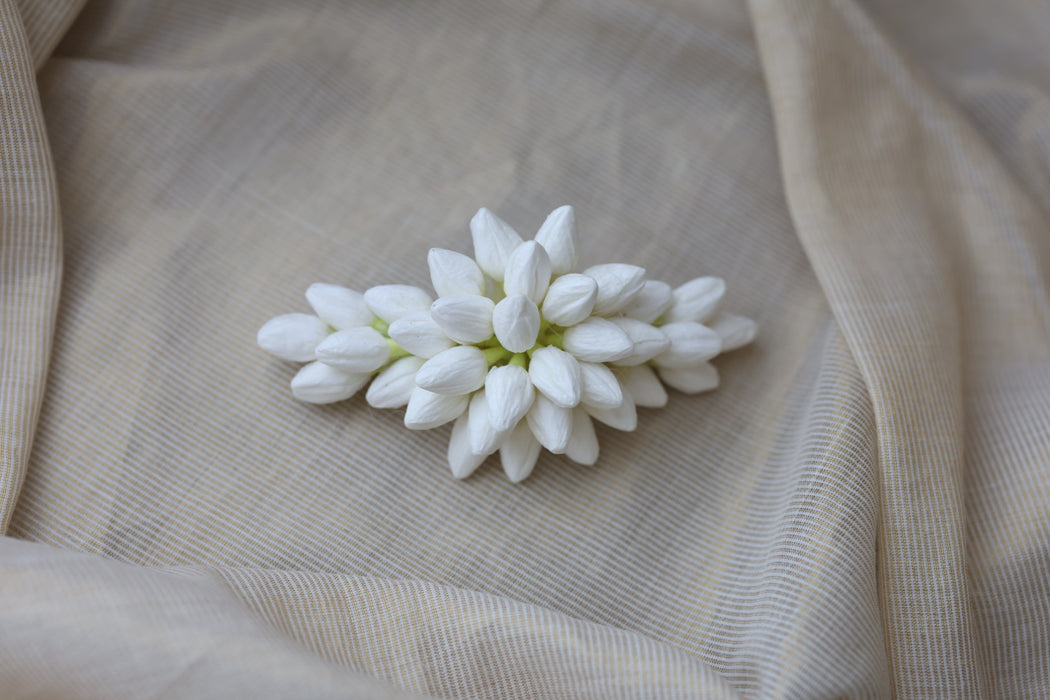 Premium Artificial Look-Alike Jasmine Flower clip HA02