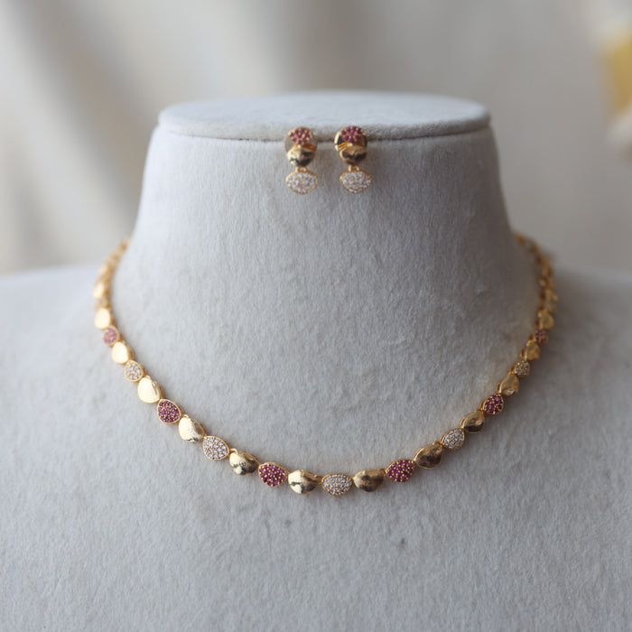 Heritage gold plated ruby white stone short necklace with earring H0249