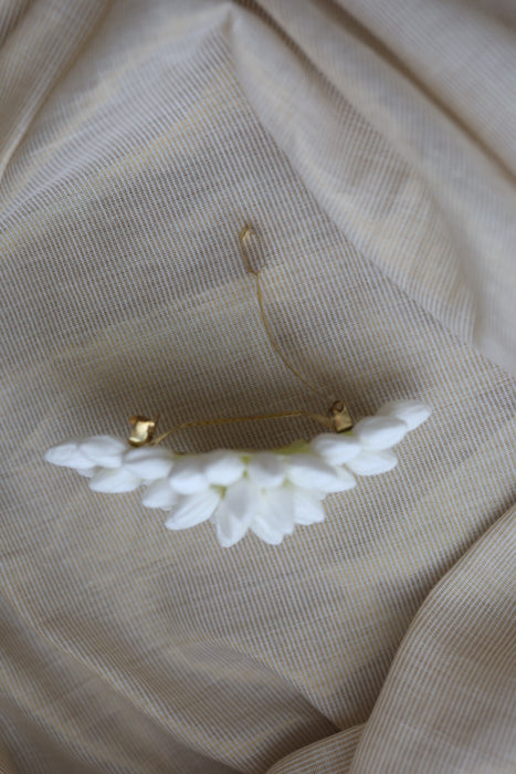 Premium Artificial Look-Alike Jasmine Flower clip HA02