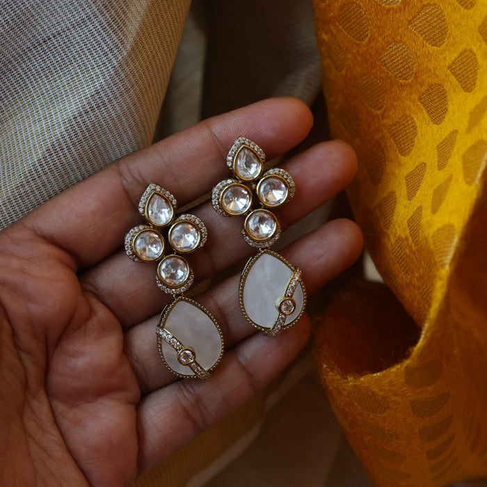 Trendy white stone choker necklace with earrings TW0067