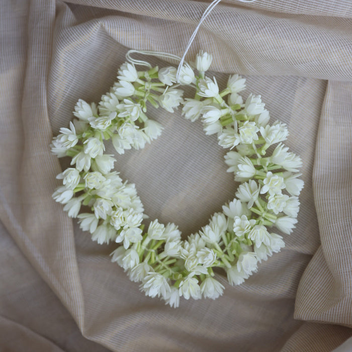 Premium Artificial Look-Alike Jasmine Flower clip HA03