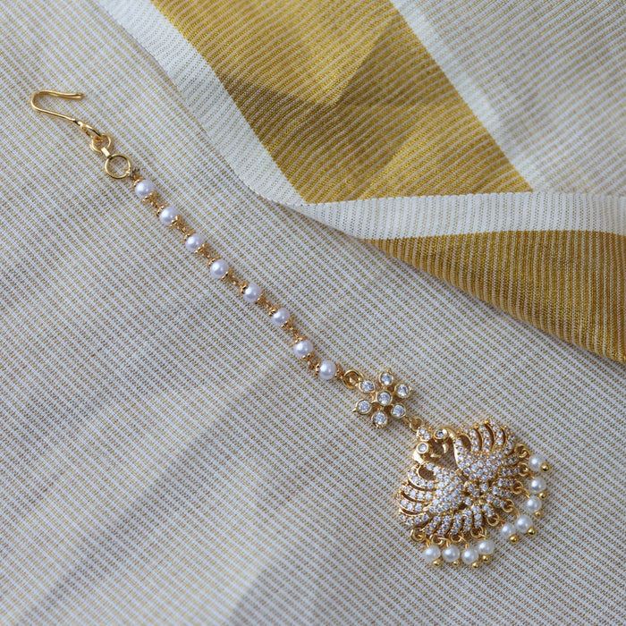 Heritage gold plated white stone tikka HT3422