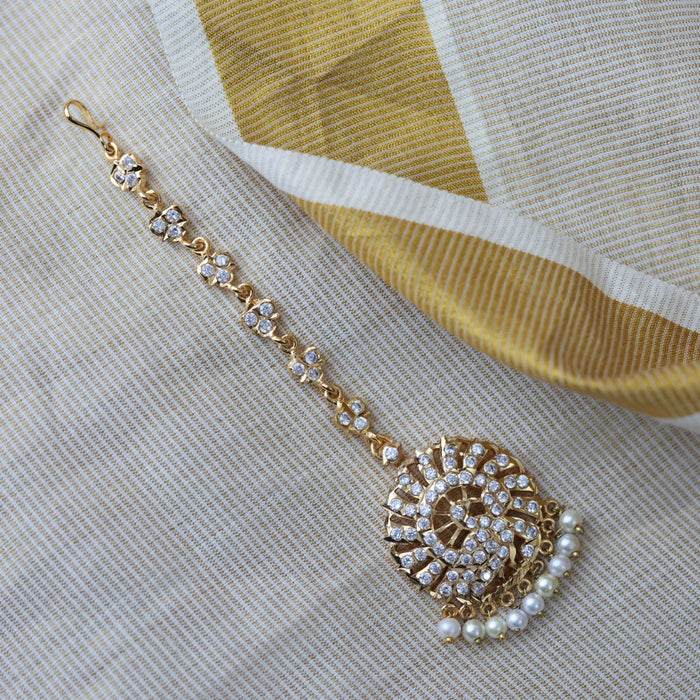 Heritage gold plated white stone tikka HT4566
