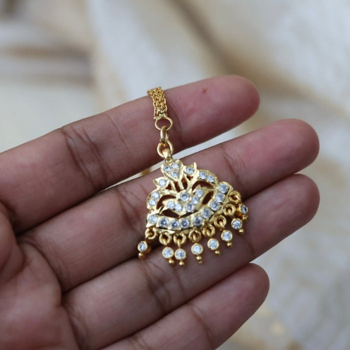 Heritage gold plated white stone tikka HT500