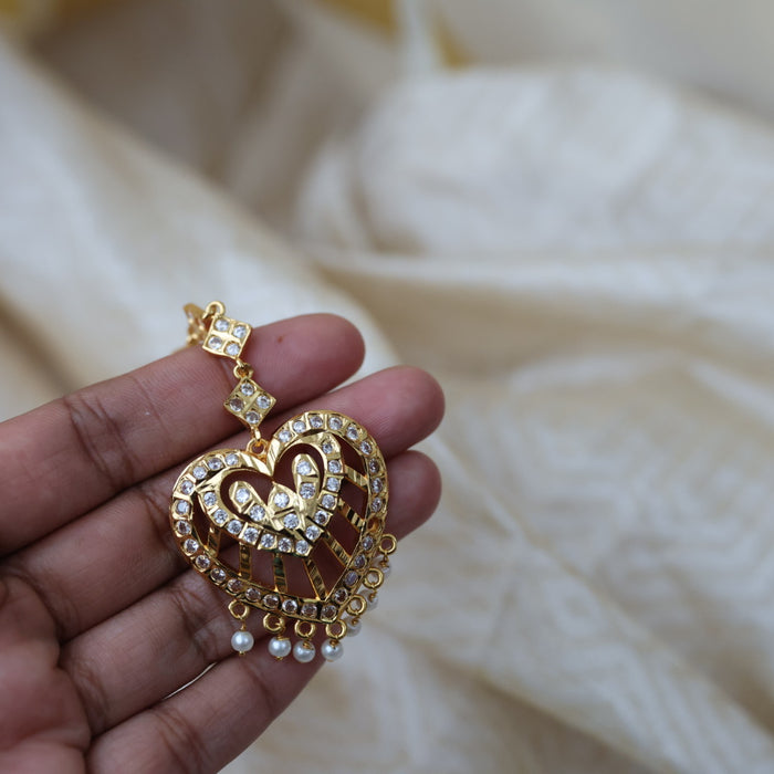 Heritage gold plated white stone tikka HT349