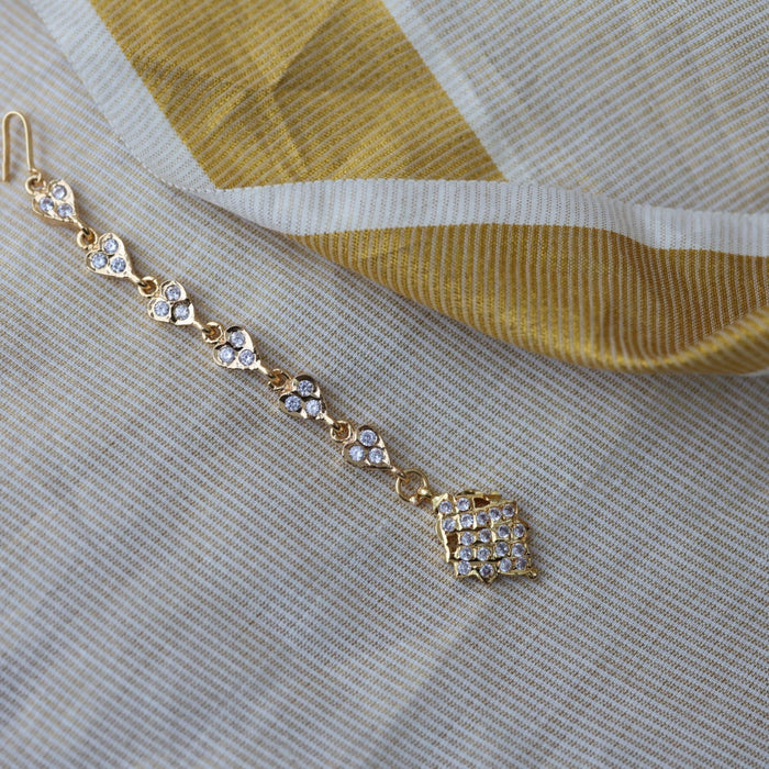Heritage gold plated white stone tikka HT3577