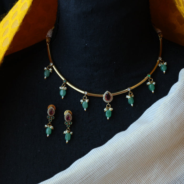 Antique green stone choker necklace with earrings CCB145