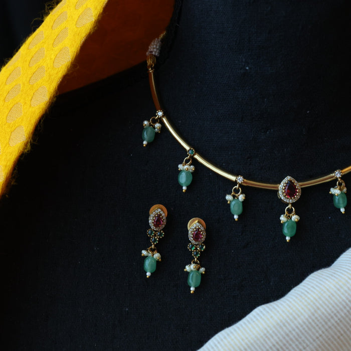 Antique green stone choker necklace with earrings CCB145
