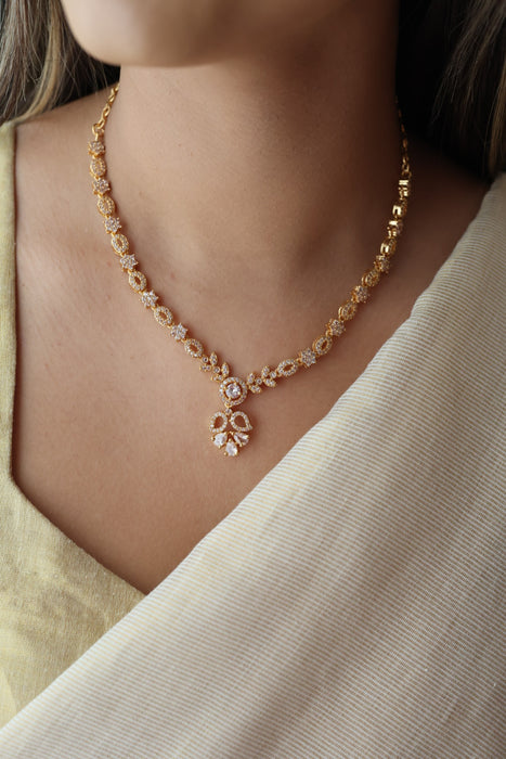 Heritage gold plated white stone short necklace with earrings H4893