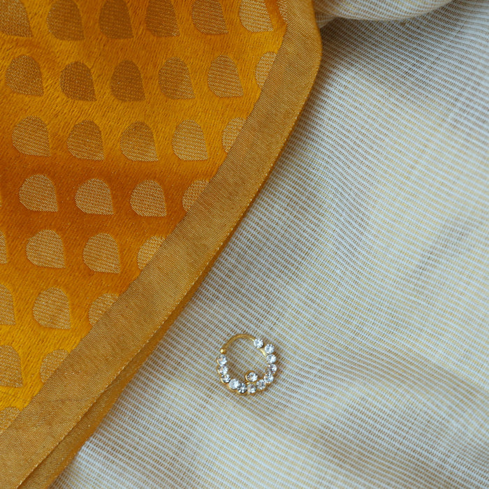 White stone gold plated nosering pair 045788