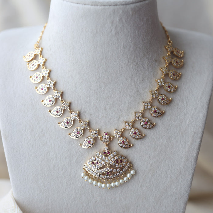 Heritage gold plated ruby white stone mango short necklace H949