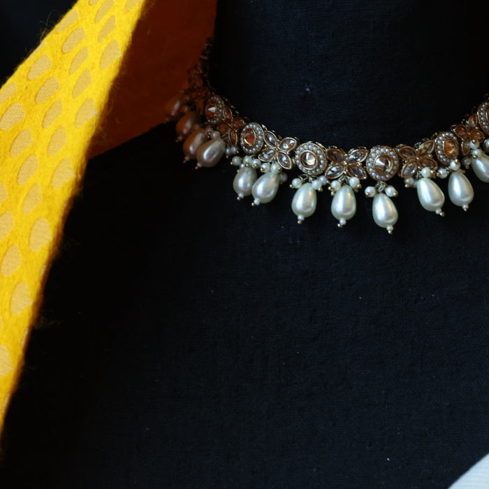 Trendy pearl choker necklace TW316878