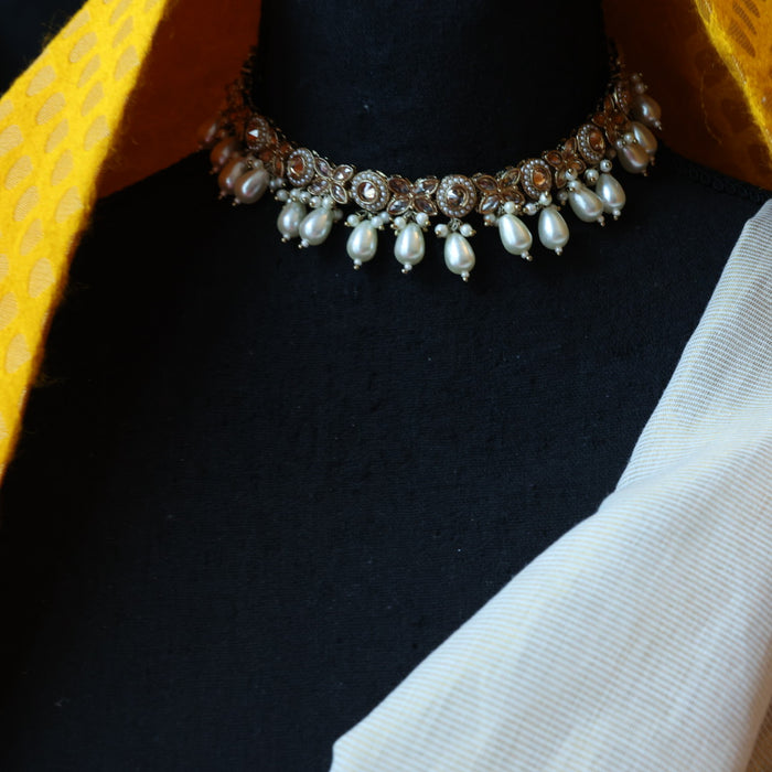 Trendy pearl choker necklace TW316878