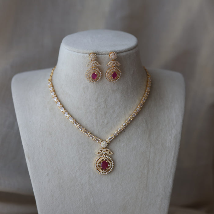 Heritage ruby white stone short necklace with earrings H743