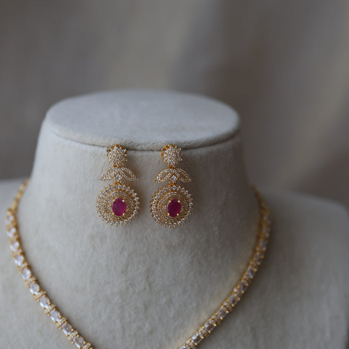 Heritage ruby white stone short necklace with earrings H743