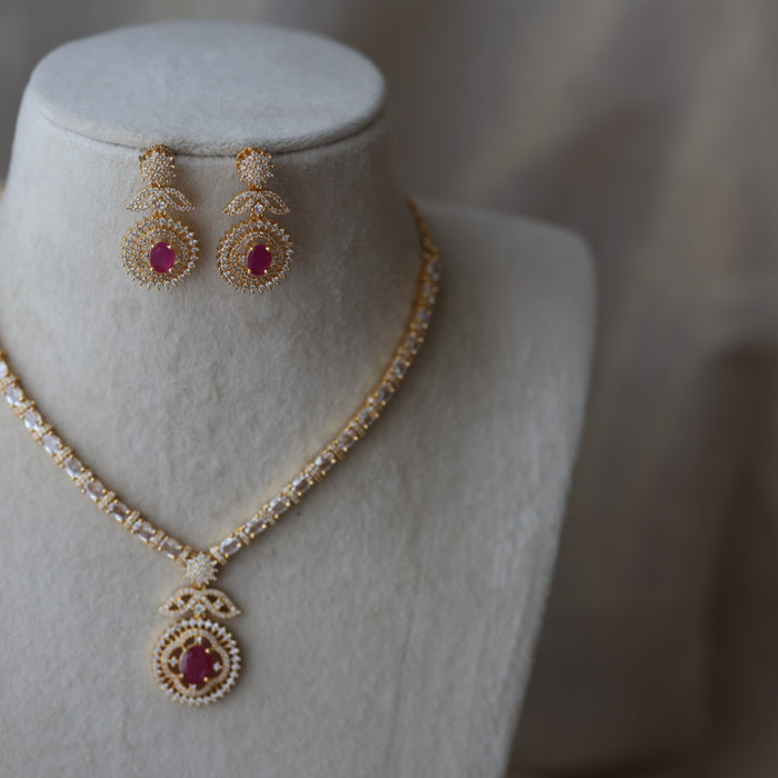 Heritage ruby white stone short necklace with earrings H743