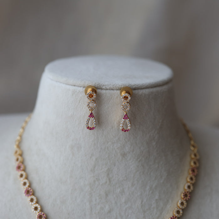 Heritage ruby white stone short necklace with earrings H17934