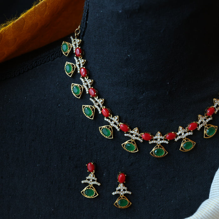 Antique red and green stone short necklace with earrings TTS43568