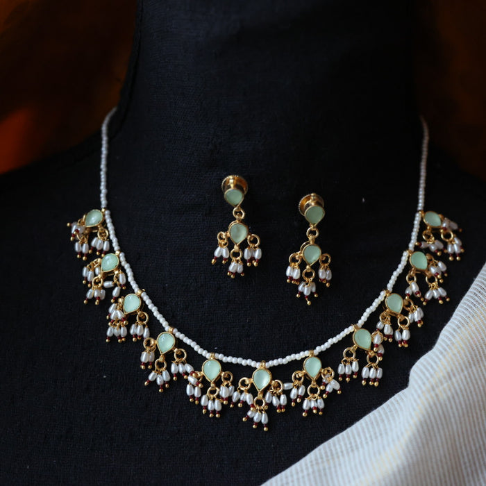 Minimal kundan mint stone short necklace with earrings MS994