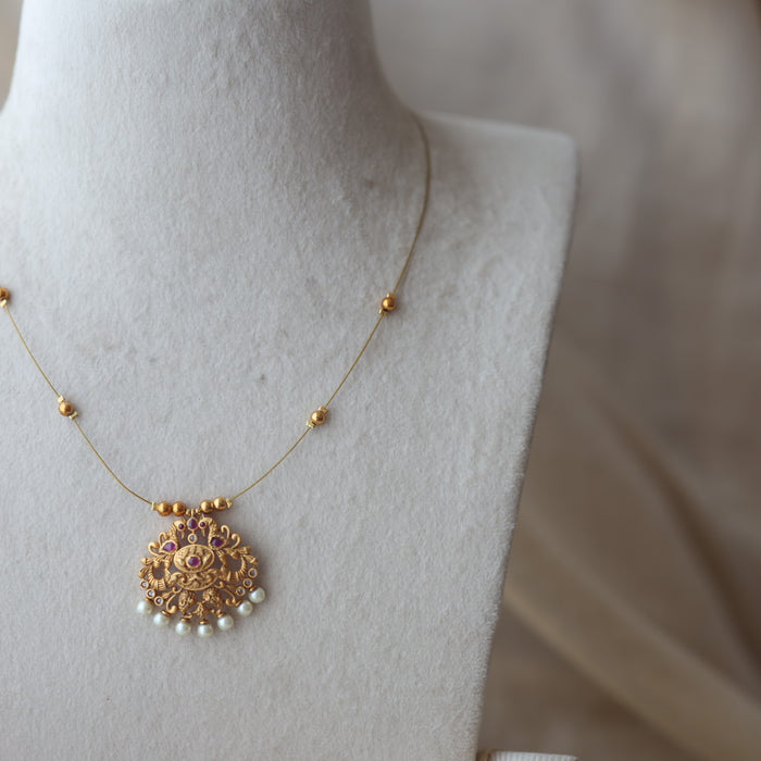Antique invisible necklace IN022