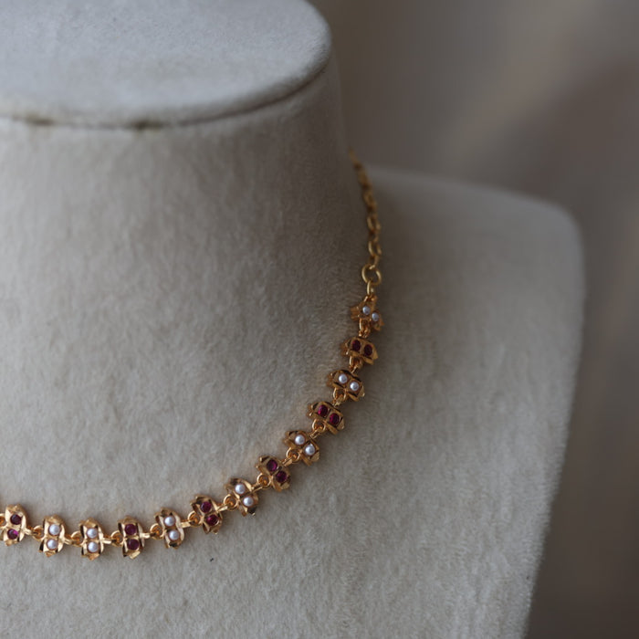 Heritage ruby stone white pearl short choker necklace HS33927