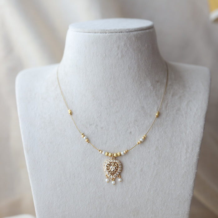Heritage gold plated invisible necklace IN090
