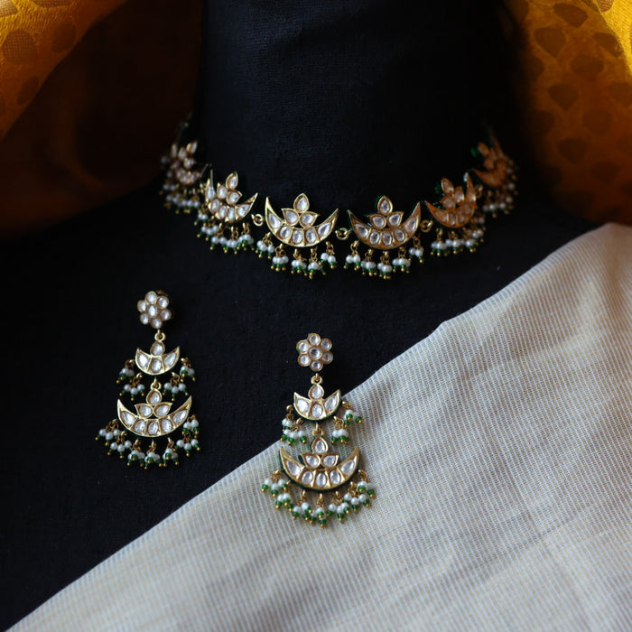 Trendy white stone kundan stone green bead choker necklace with earrings TG432