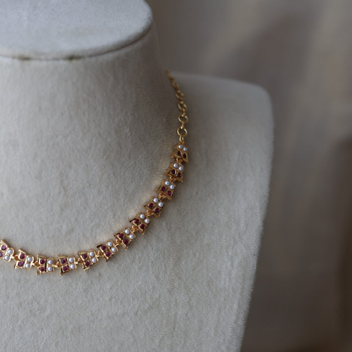 Heritage ruby stone white pearl short choker necklace HS322