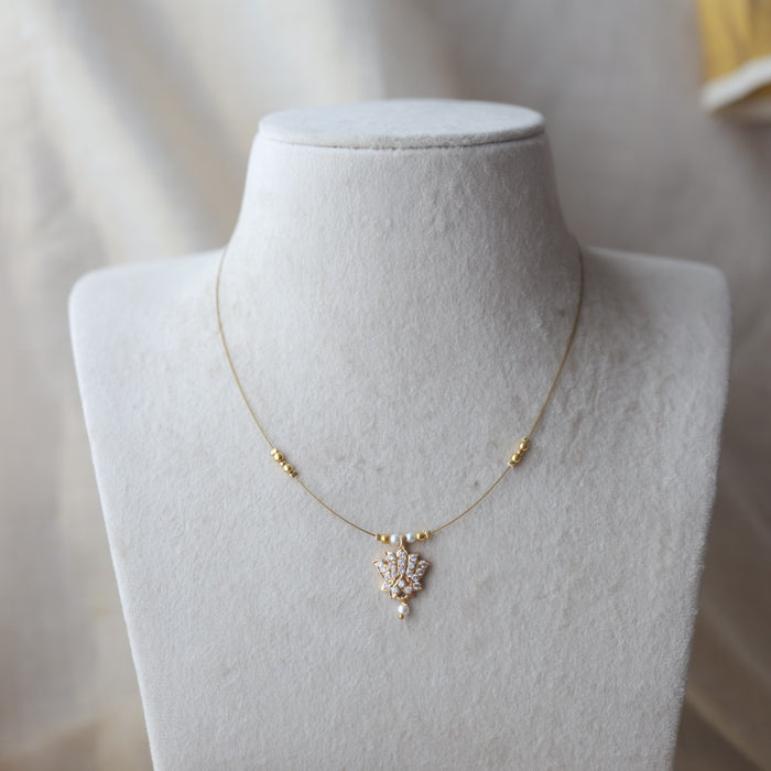 Heritage gold plated invisible necklace IN466
