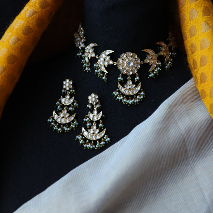 Trendy white stone kundan stone green bead choker necklace with earrings TG453