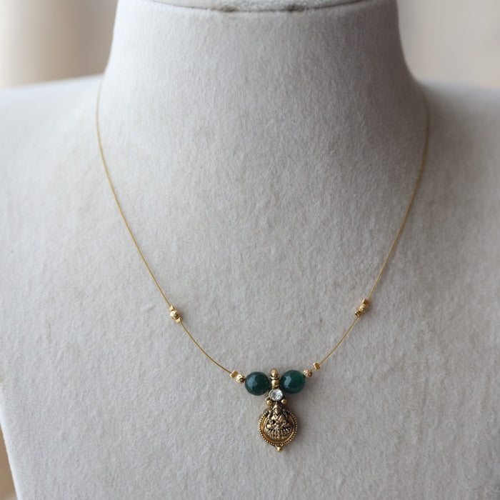 Antique green bead coin design invisible short necklace IN467
