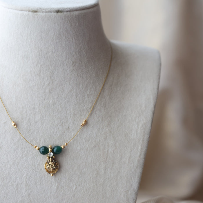 Antique green bead coin design invisible short necklace IN467