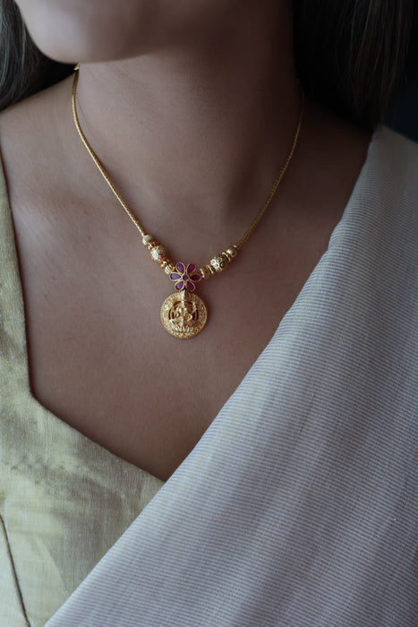 Heritage gold plated white stone lakshmi necklace H7122