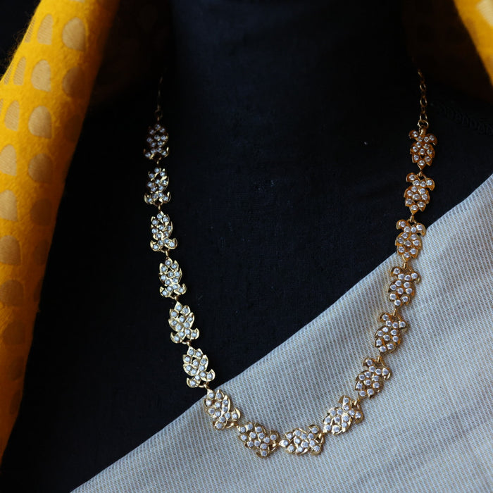 Heritage white stone gold plated stone short necklace H5140
