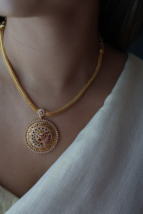 Heritage gold plated white stone short necklace  H88404