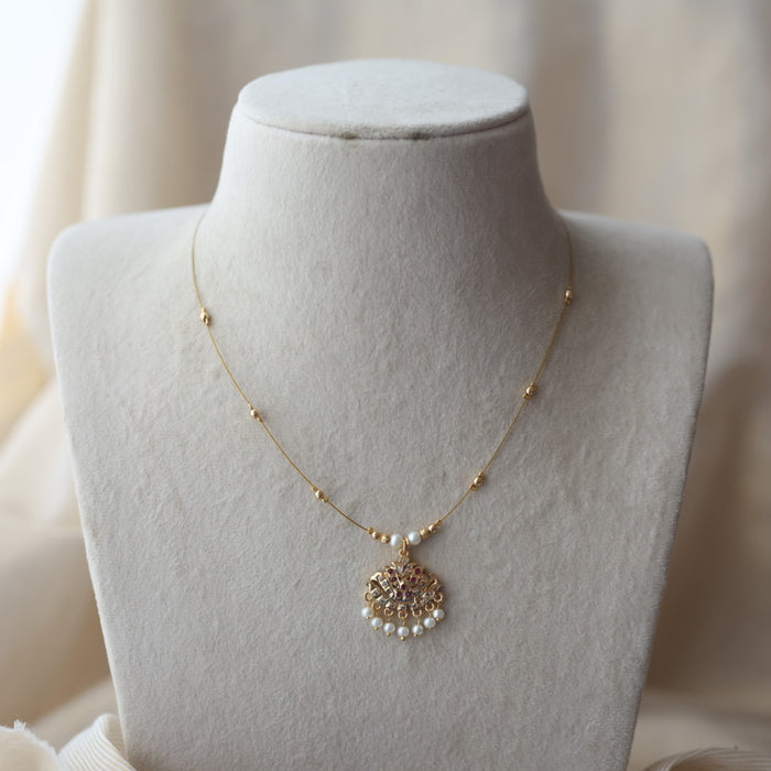 Heritage ruby white stone invisible short necklace IN111