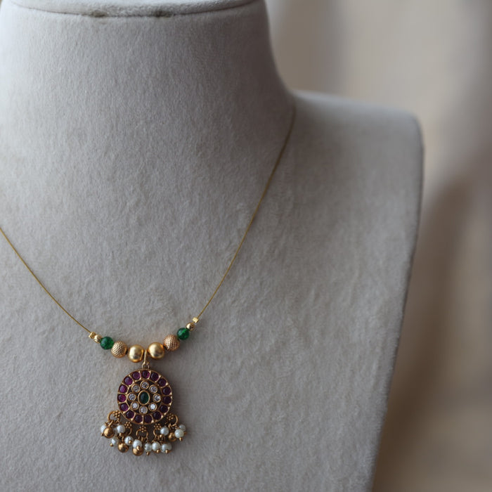 Antique green bead ruby stone invisible short necklace IN2466