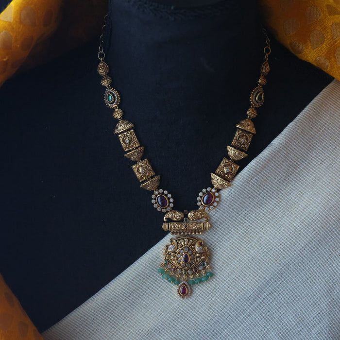 Antique green bead ruby short necklace AG811