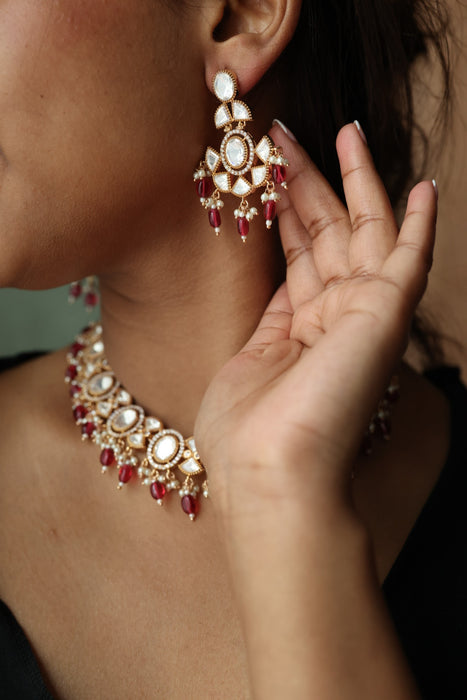 Minimal kundan ruby bead short necklace with earrings MS3251