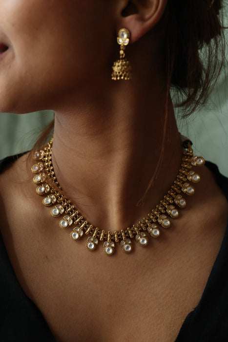 Antique white stone choker necklace with earrings CCB245
