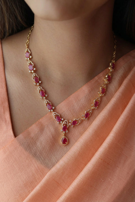 Heritage gold plated ruby white stone short necklace with earrings H389